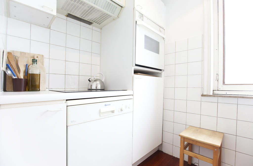 European Apartments Schuman-Ambiorix Брюксел Стая снимка